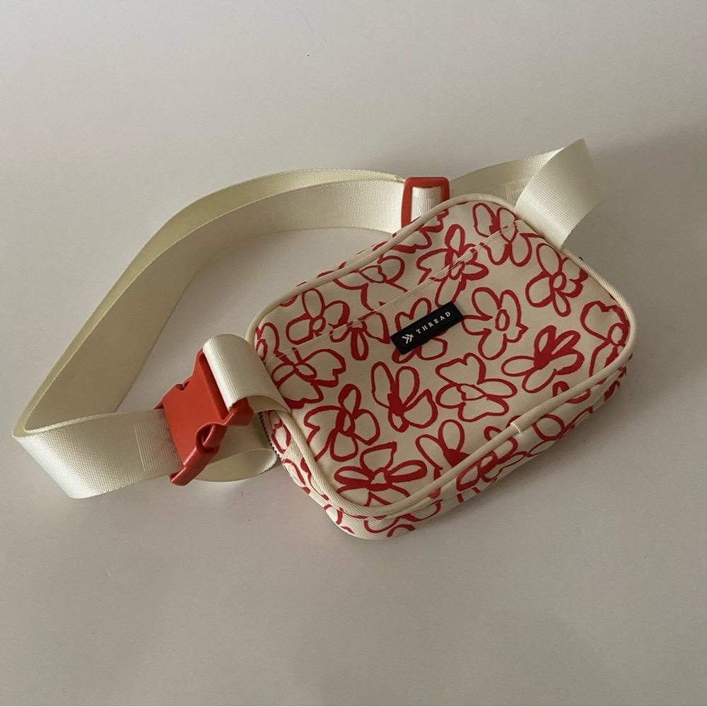 Thread Fanny Pack Crossbody Adjustable Strap Bag